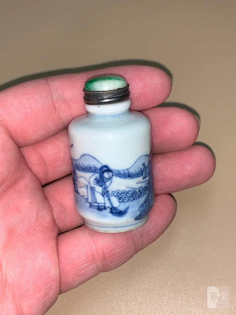 清中期 青花釉里红铁莲花故事鼻烟壶 - 图3
